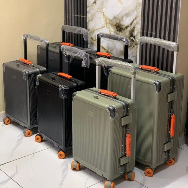 Set of Ribbed Hardshell Rolling Luggage